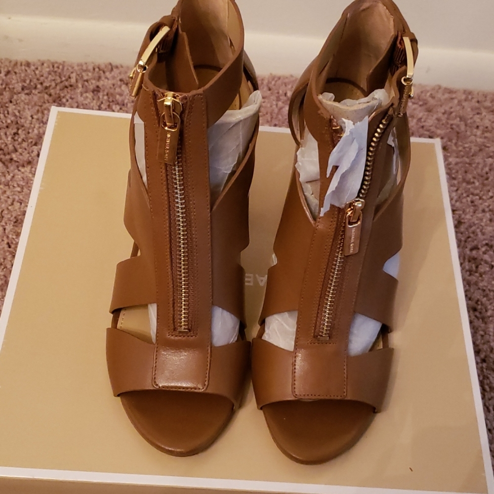 MICHAEL Micheal Kors Heeled Sandal